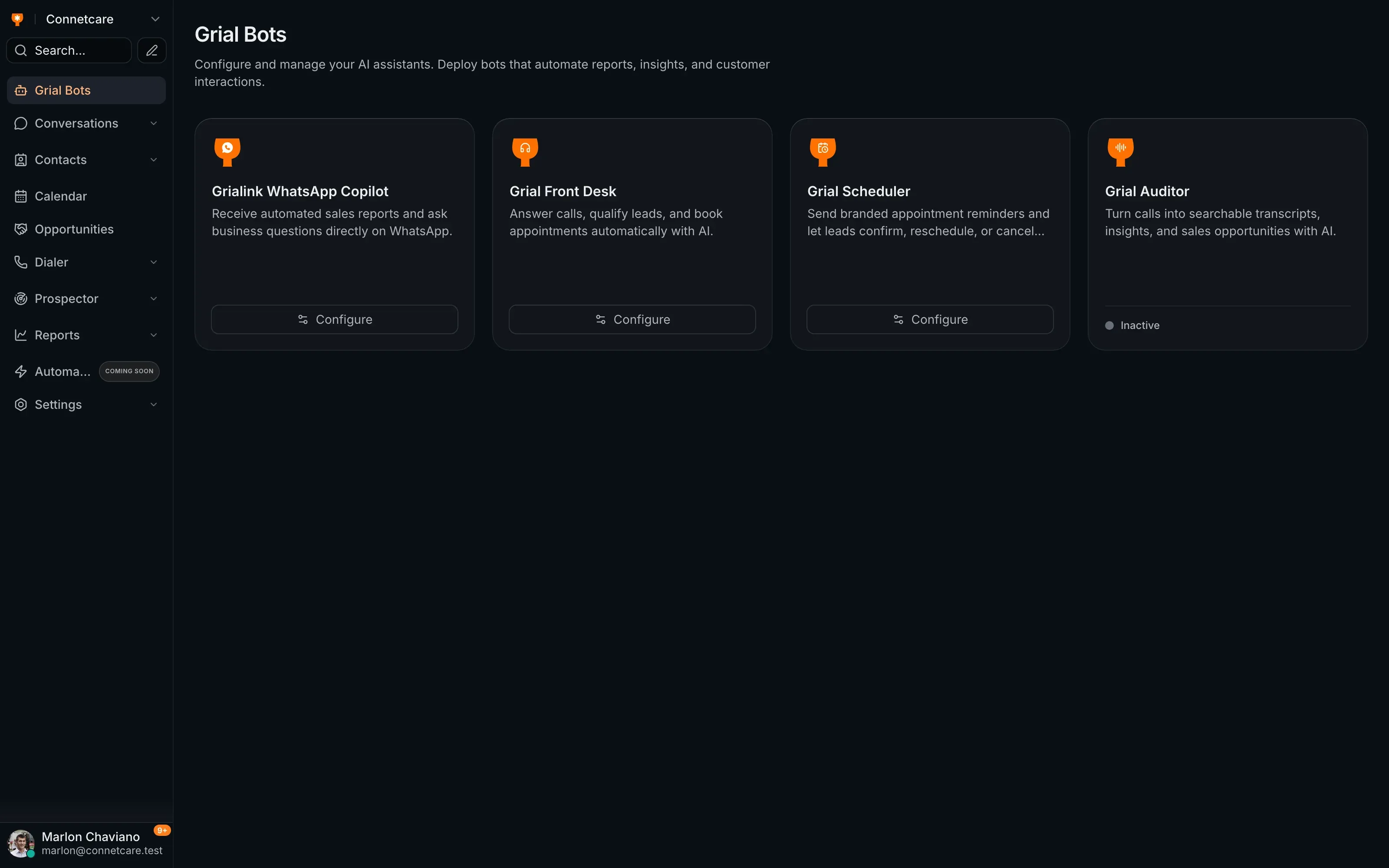 Panel de Grial Bots con los cuatro agentes de IA y su estado