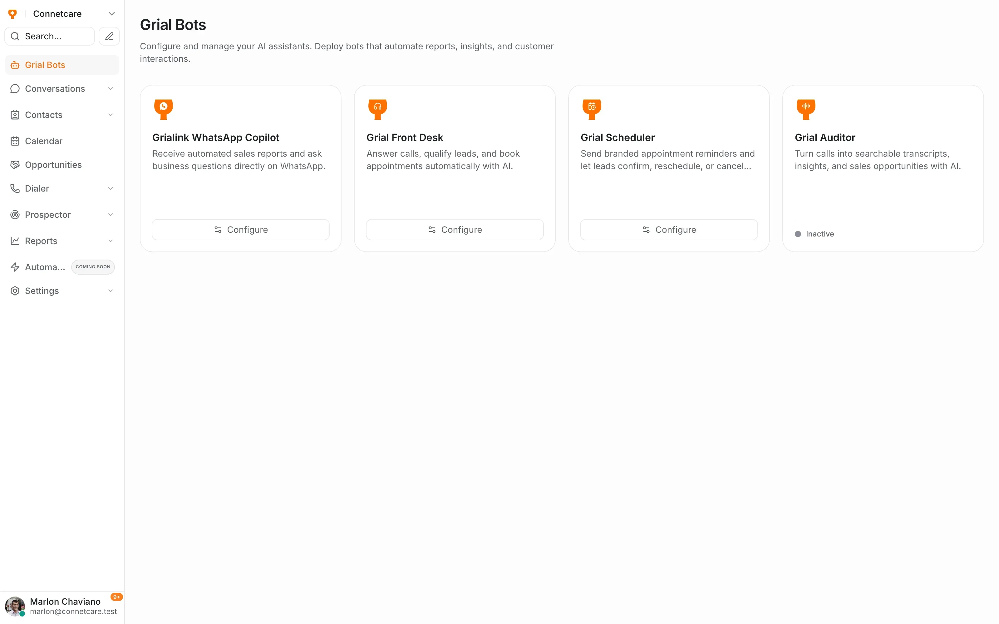 Panel de Grial Bots con los cuatro agentes de IA y su estado