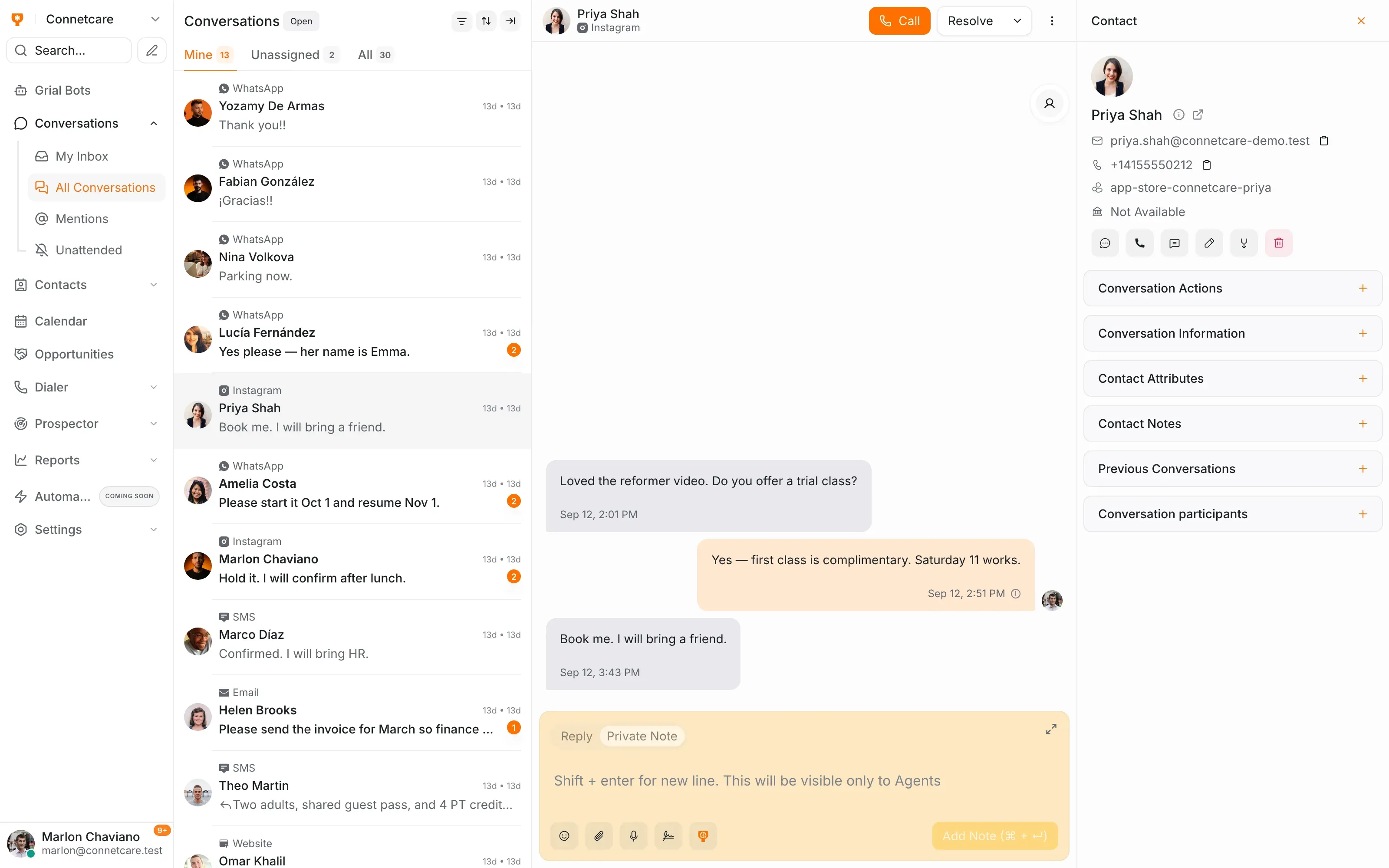 La bandeja de Grialink con una conversación de cliente en la que se está agendando una cita
